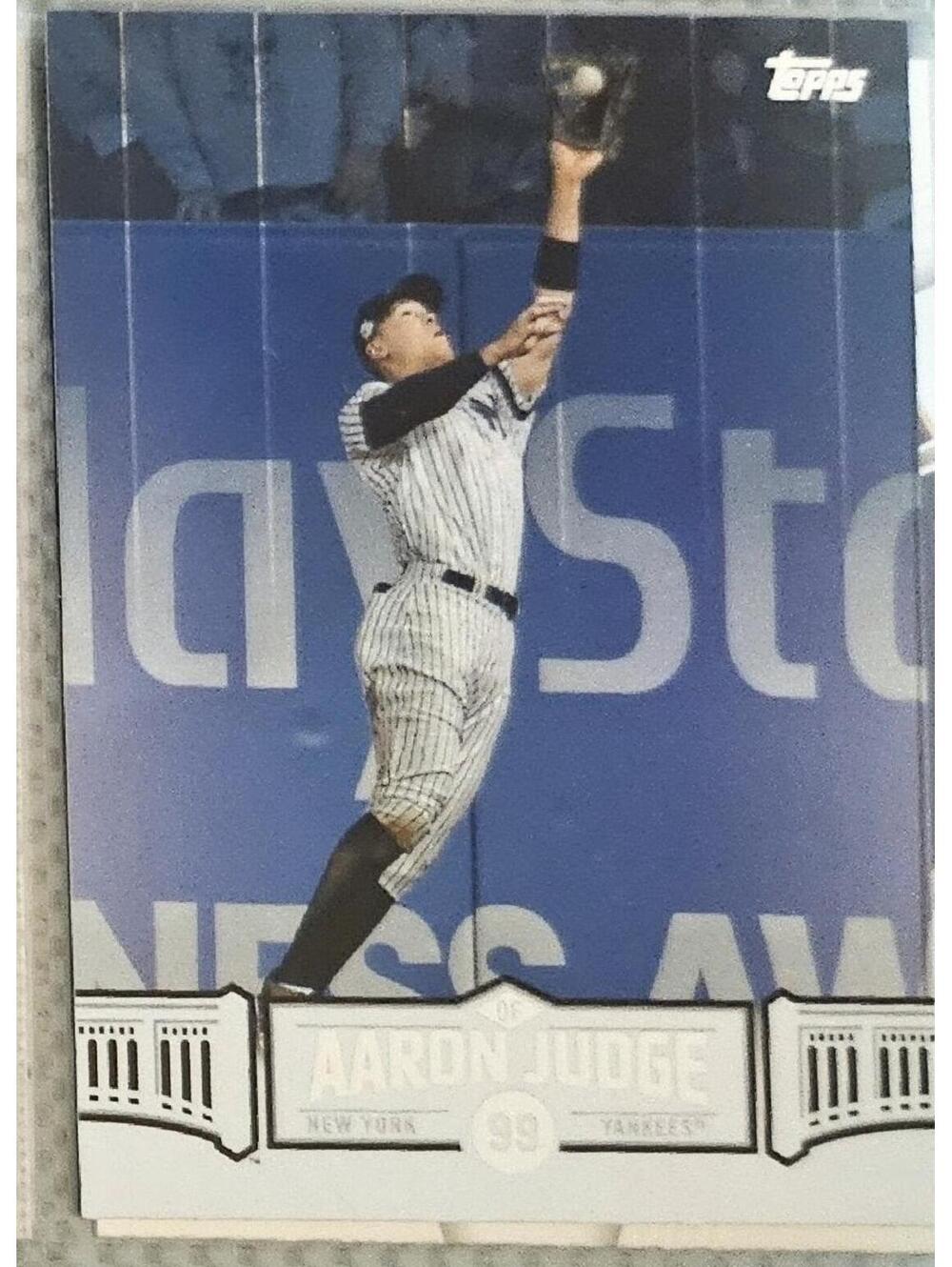 Aaron Judge [Blue variant] #AJ-27 (2018 Topps Aaron Judge Highlights) drive leap